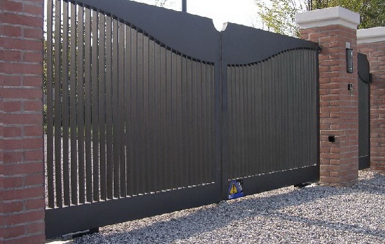 Купить новые ворота Абакан откатные в Котласе по цене от 82840 руб